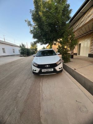 Lada vesta cross