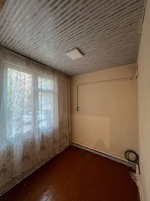 Arenda chilonzor 12. 2/1/4 300$