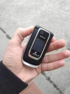 Nokia 6131 Vodafone sotladi