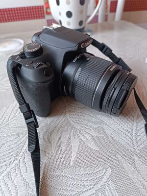 Canon EOS 1200D + объектив 18–55mm, карта 32GB, сумка, коробка