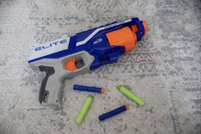 Пистолет бластер с пулями Nerf Elite Disruptor