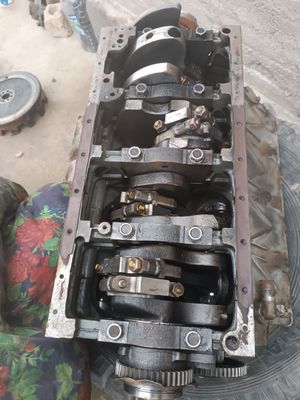 Kamaz mator standart sotiladi.