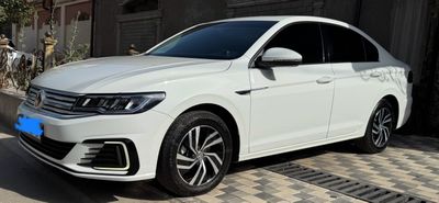 VOLKSWAGEN E BORA Нахт ва Вариант 11100