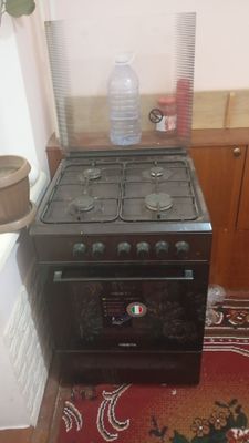 Gaz plita xolati yangi