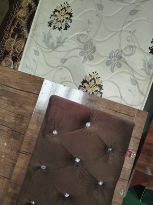 Mebel sotiladi srocniy