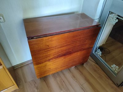 Стол книжка полированный