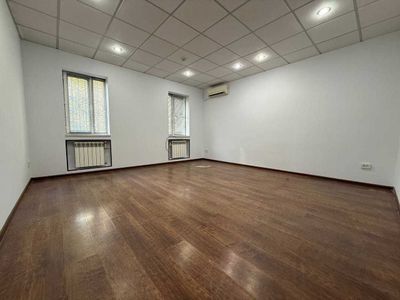 Аренда коммерческого помещения 170 м² Мирабад, ул. Нукус Гламур Бутик