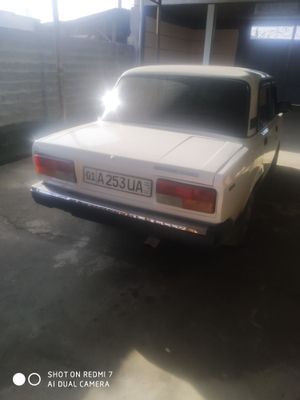 Vaz 21 07sotiladi