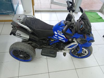 Mototsikli sotiladi