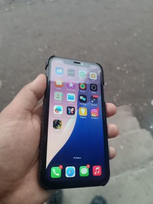 iPhone 11 bor idial