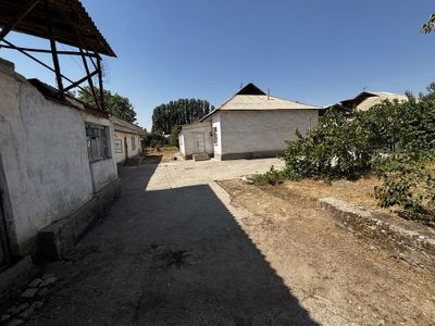Уй сотилади, Бустонлик туманида жойлашган