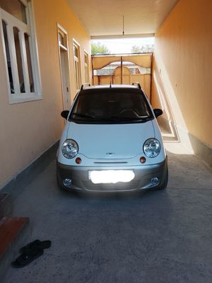Moshina sotiladi moshina ozimni nomimda barter bor 3.500$ kami yuq
