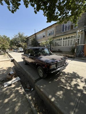Lada 2107 sastayani bomba