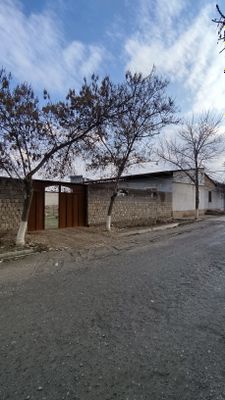 Jizzax shaxrida markazda Uy xovli va yer sotiladi