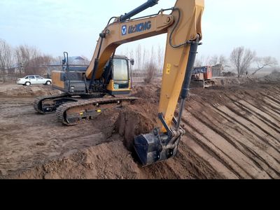 Ekskavator XCMG XE 260 C sotiladi 2021-yil 2700 motachas