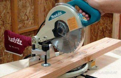 Пила торцевая Makita LS 1040