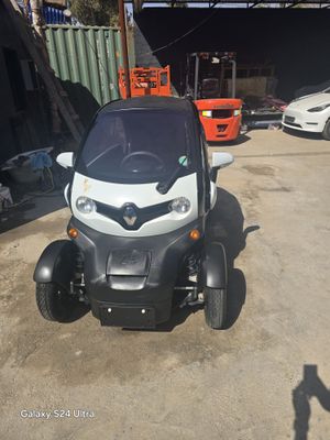 Продаётся TWIZY . Рено твизи. 2019г.