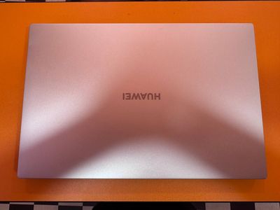 Продается Ноутбук HUAWEI