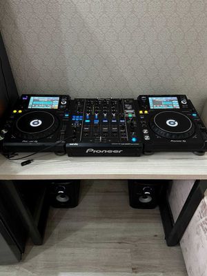Диджеский Dj пульт DJM900NXS и деки XDJ 1000MK2 x 2