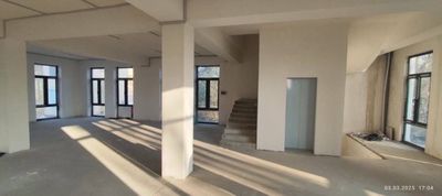 Мирзо Улугбек туманида 6 қавтли бино ижарага