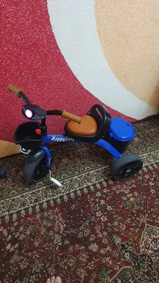 Продвется детский велосипед