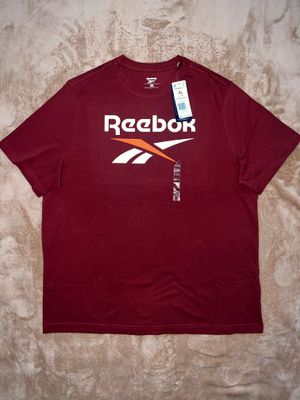 Продается футболка Reebok. Новая, оригинальная.