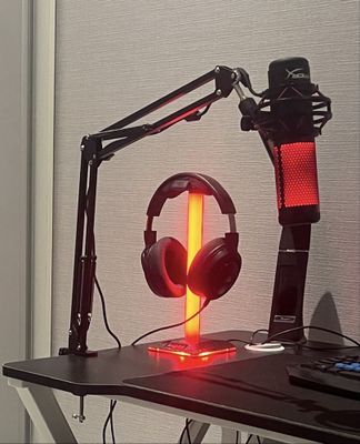 Hyper x Quadcast за дешево ! Со стойкой
