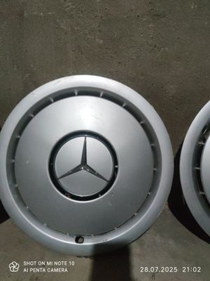 Колпаки от Мерседес Бенц W 124 оригинал