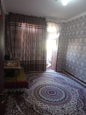 3 xonali uy sotiladi yoki 2 xonalikka almashtiriladi