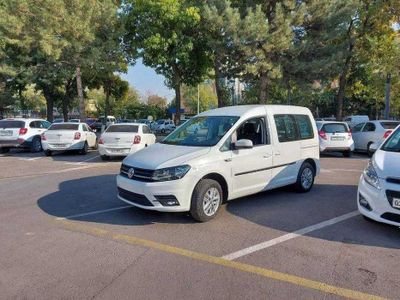 volkswagen caddy trendline