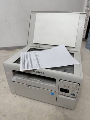 Samsung SCX 3400 Printer 3/1 Yaxshi ishlidi Aybi yoq Srochno