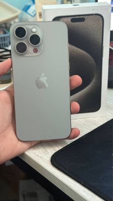 Iphone 15 pro max natural titan
