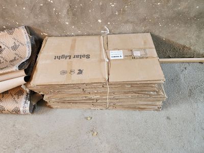 Qurilish, lo'mbozlar kardon sotiladi, sifati va holati yangi, 200 kv m