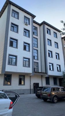 Срочно Тошкент шахрида Новостойка квартира сотилади