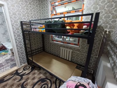 Болалар ва катталар учун кроват