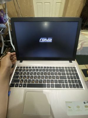 Notebook noutbuk 1tb