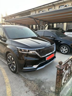 Продается Kia Carnival