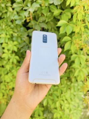 Samsung Galaxy A6+