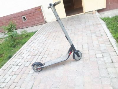 Электросамокат ninebot es2