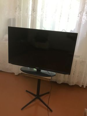 Телевизор Samsung UE40EH5000WXMS