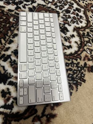 Apple keyboard 2