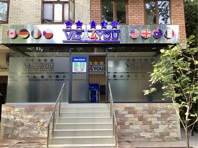продажа под офис или кафе помещения в центре около ЦУма