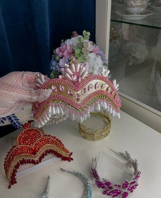 Diadema Tilaqoshlar
