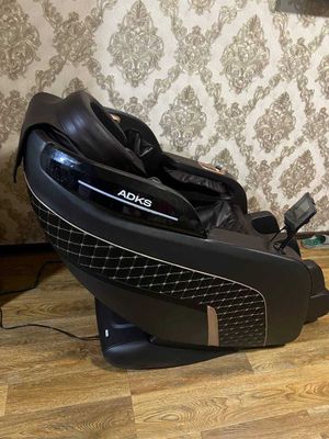 Masajniy kreslo sotiladi srochna yengi 3kun bogan olinganiga