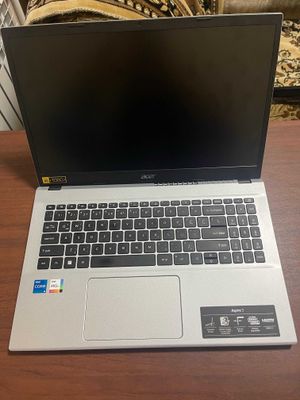 Acer Aspire 3 12thgen A315 15.6 inch i5 1235U 16gb ram 1tb ssd