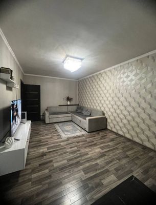 Сдаётся 3 ком кв в Максим горький