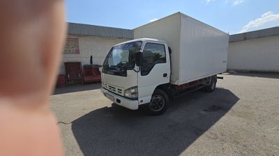 Isuzu 5t sotiladi yili 2011 probek 350 ming xaloll
