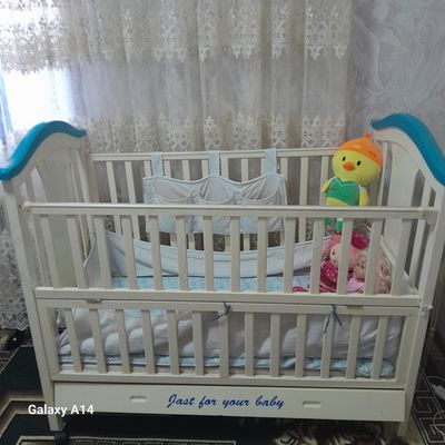 Сотилади детский краватка .