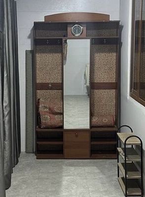 Shkaf sotiladi. Holati yaxshi
