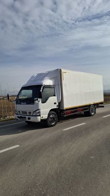 ISUZU srochna sotiladi